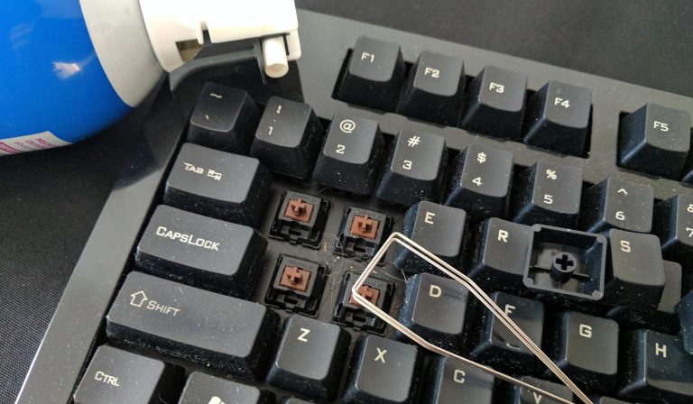 How to Remove Keys from Keyboard Without Breaking Them?